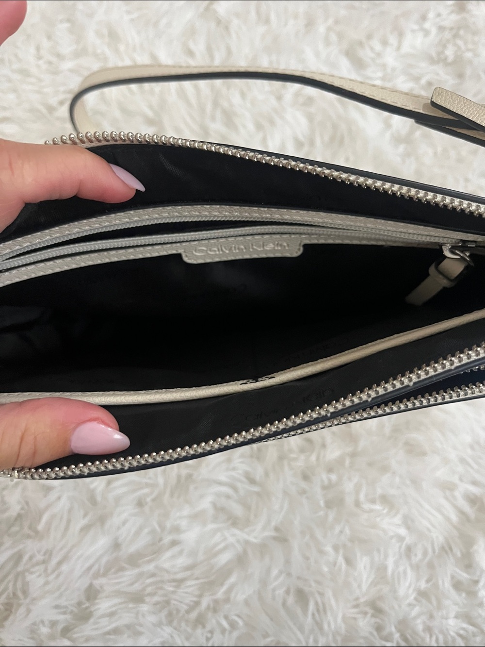 Calvin Klein Ivory Crossbody Shoulder Bag - Picture 5 of 5